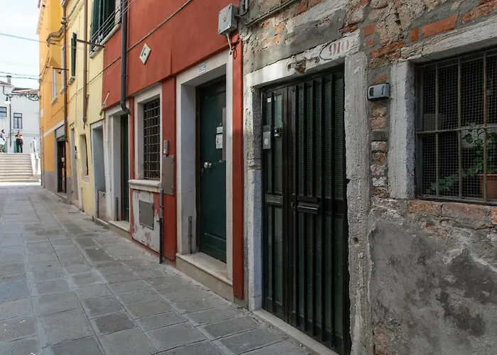 Biennale Gallery Suite